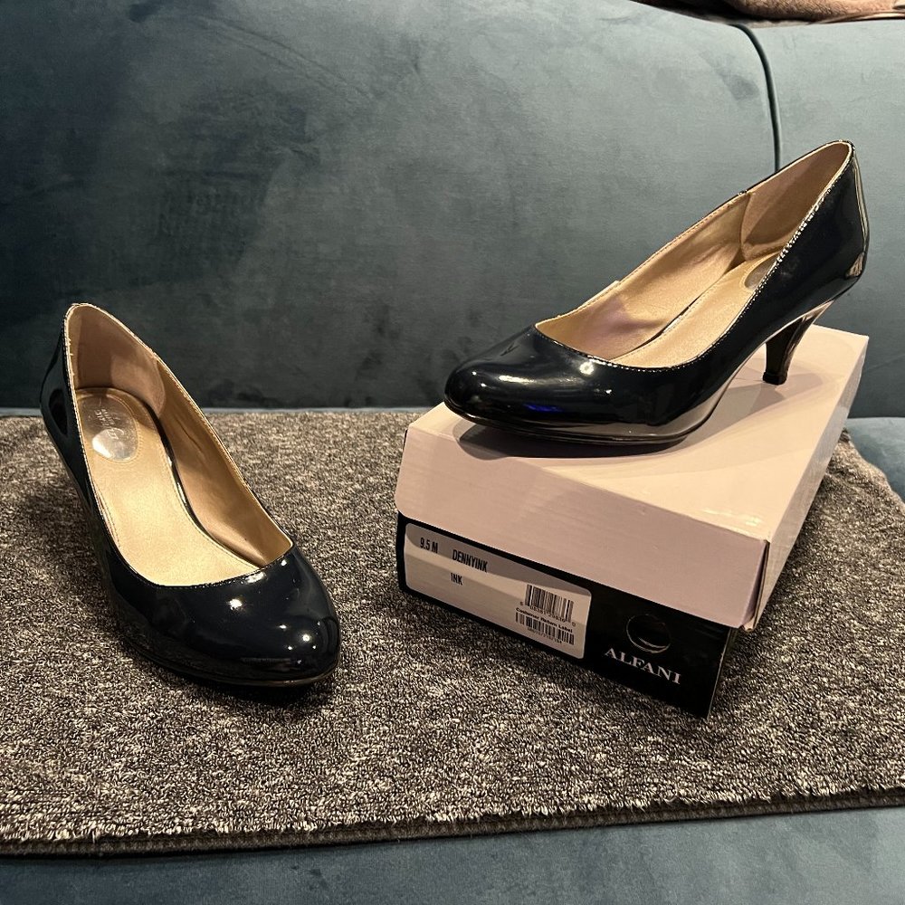 Patent Leather Kitten Heel Round Toe Pump
